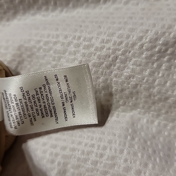 NWT Curve Loving Lace Up Back Adjustable Lined One Piece  cheeky back swim - Picture 8 of 9